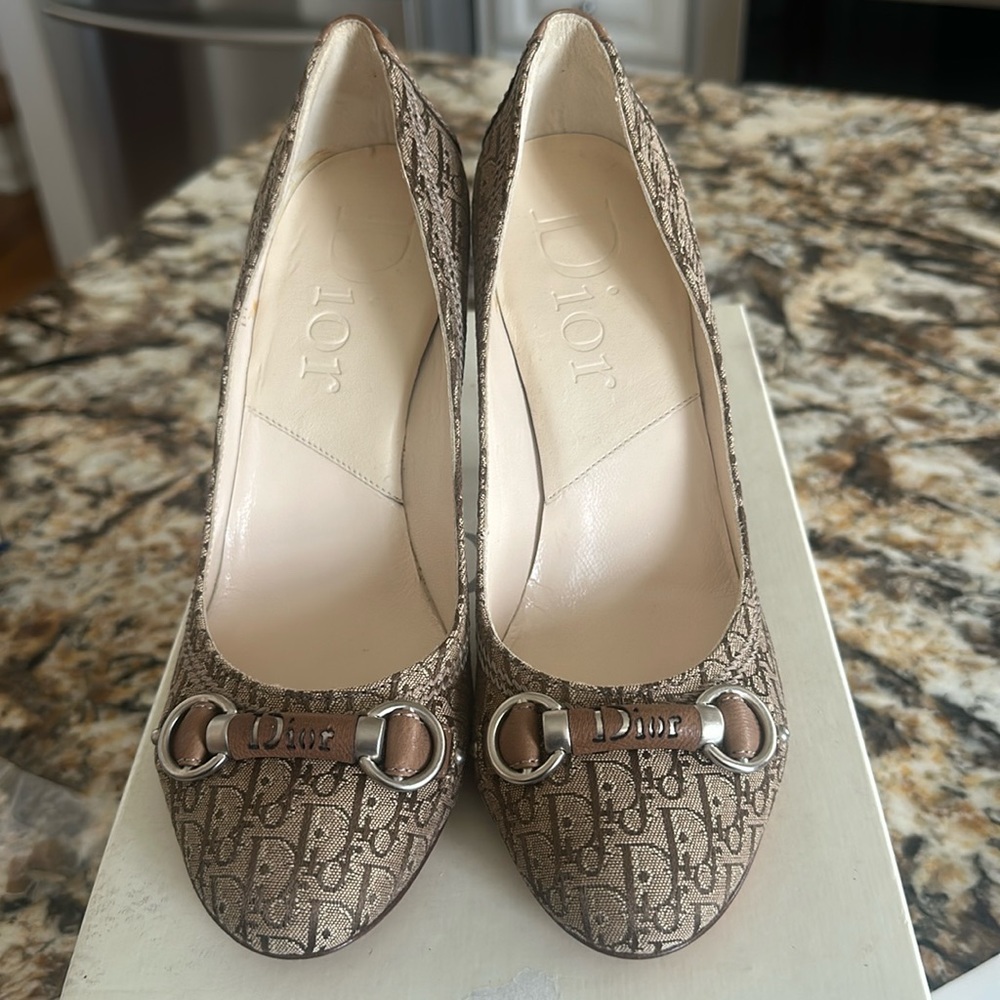 BRAND NEW CHRISTIAN DIOR “My Dior”CANVAS PRINTED PUMPS